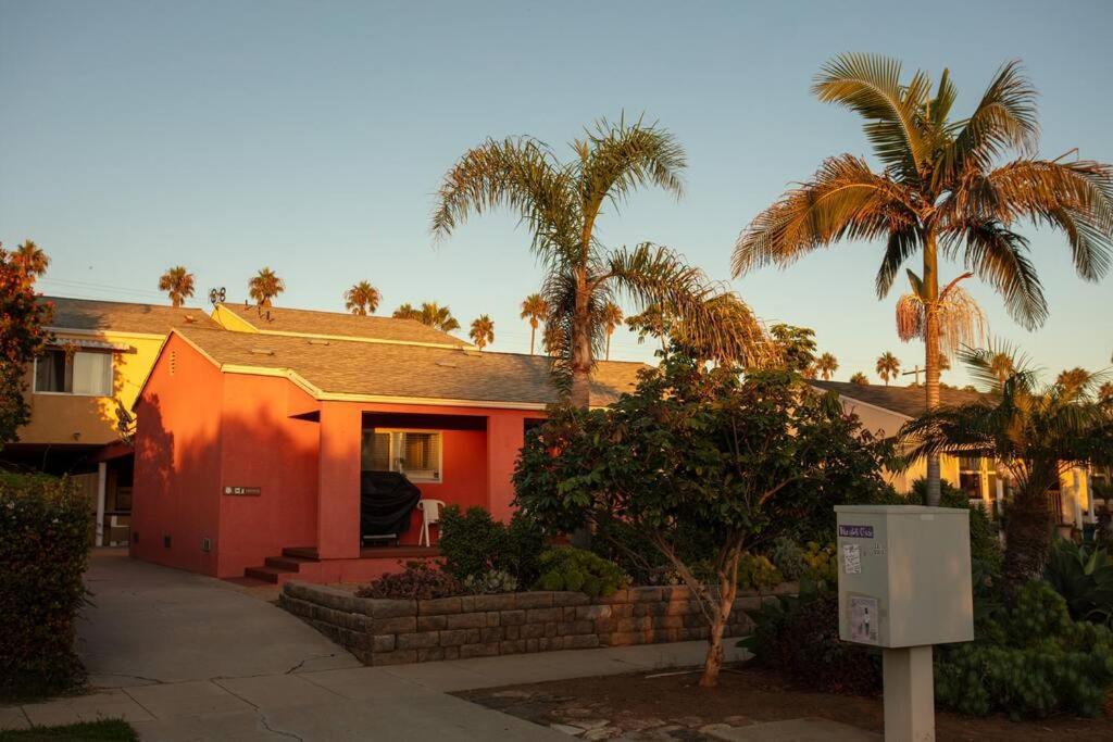 1 Block From Beach - Steps From Restaurants & Shops Oceanside Exterior photo