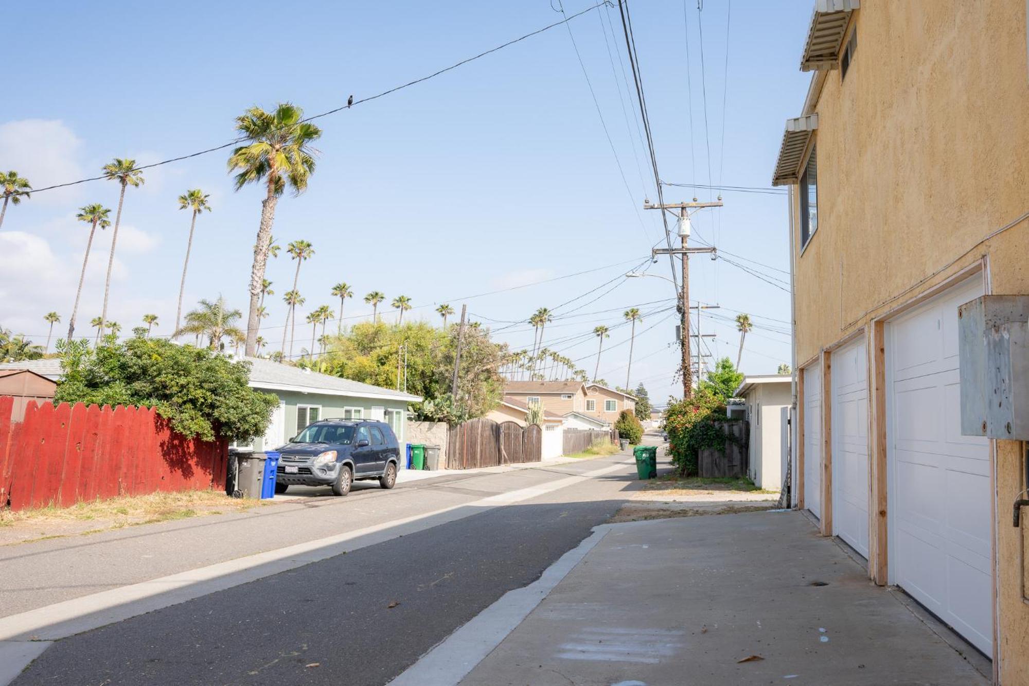 1 Block From Beach - Steps From Restaurants & Shops Oceanside Exterior photo